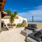 Villa Spacious Family Villa,