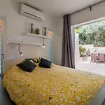 Villa Spacious Family Villa, *