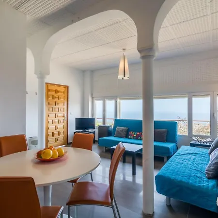 Spacious Family Villa, Vila Benissa