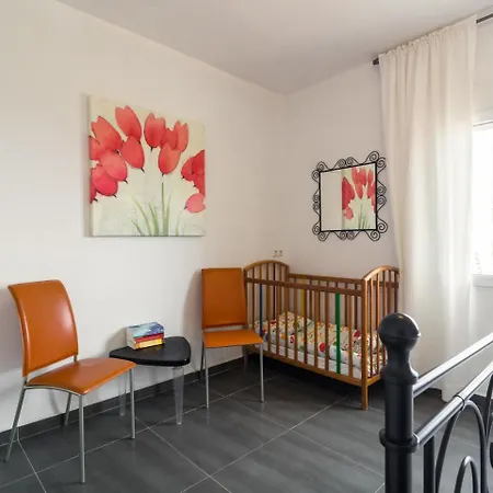 Spacious Family Villa, Vila *