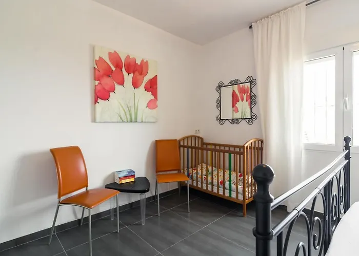 Spacious Family Villa, Villa *